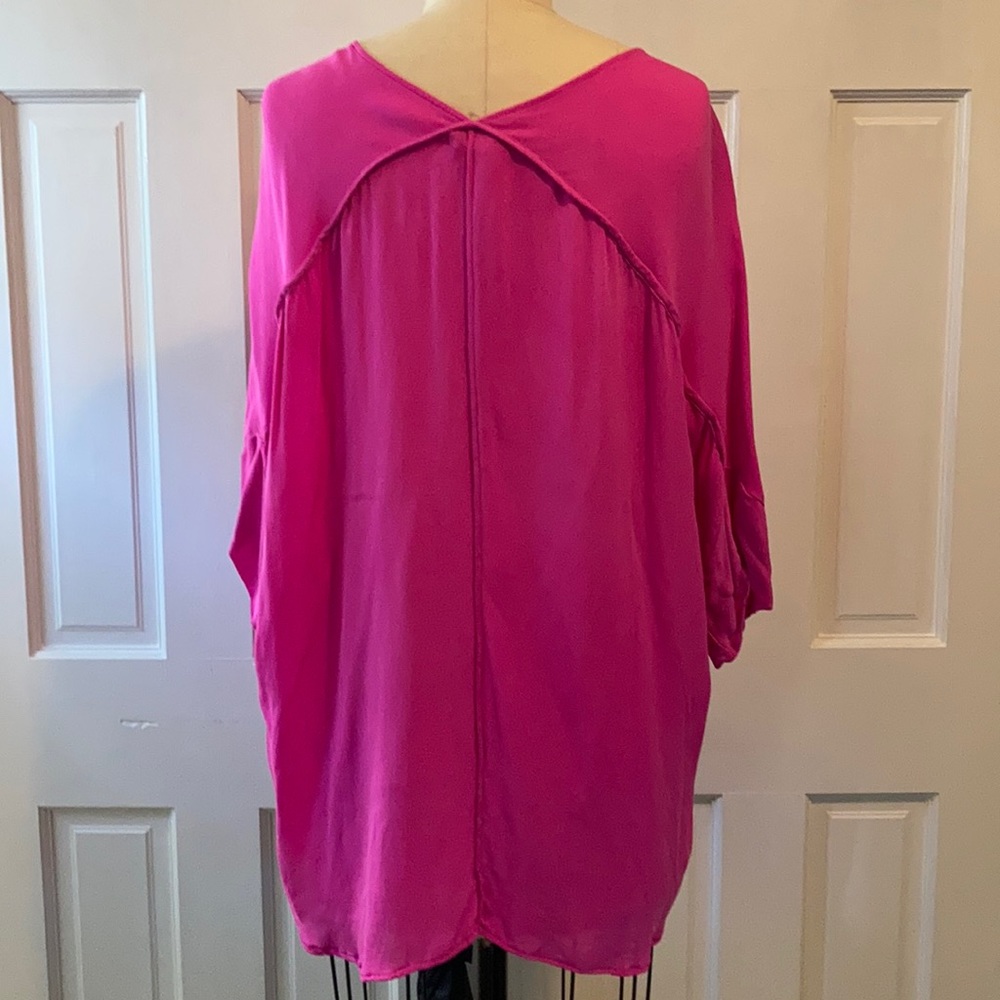 Emerson Thorpe- sz M- silk Tunic hot pink - Picture 3 of 8